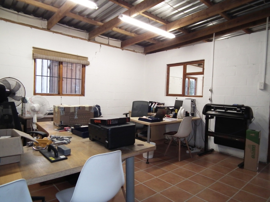 To Let commercial Property for Rent in Dal Josafat Western Cape